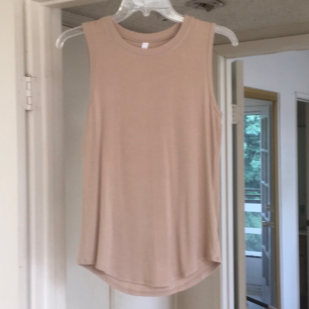 TAHARI/MOHAIR RIBBED TANK TOP IN“SAND”